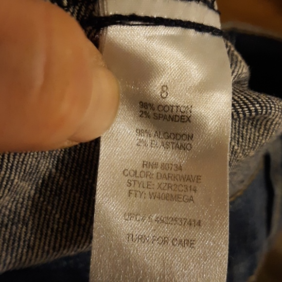 BCBG Paris Women's Jeans. - Picture 3 of 8